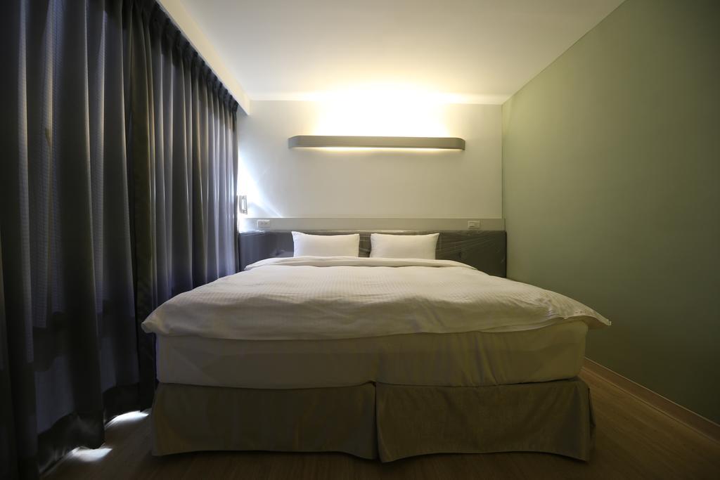 Central Hotel Таоюань Номер фото