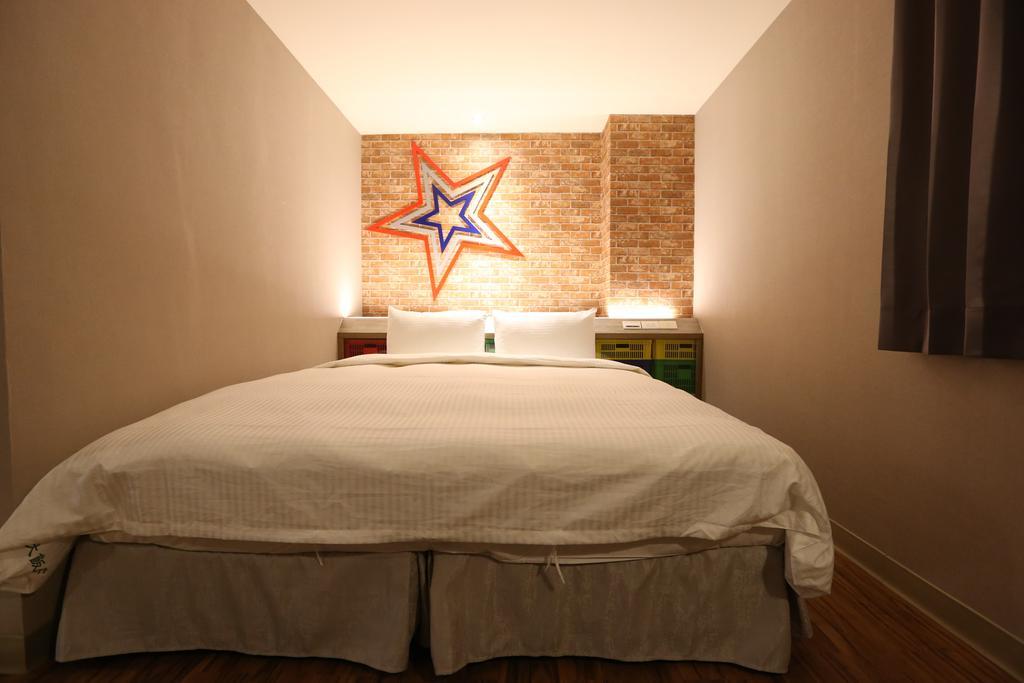 Central Hotel Таоюань Екстер'єр фото