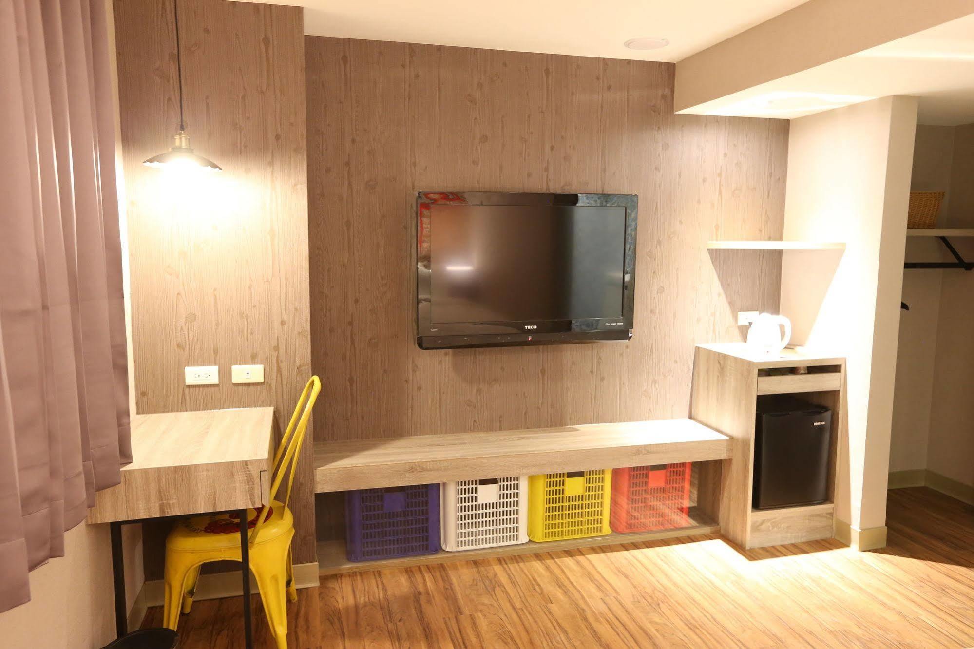 Central Hotel Таоюань Екстер'єр фото