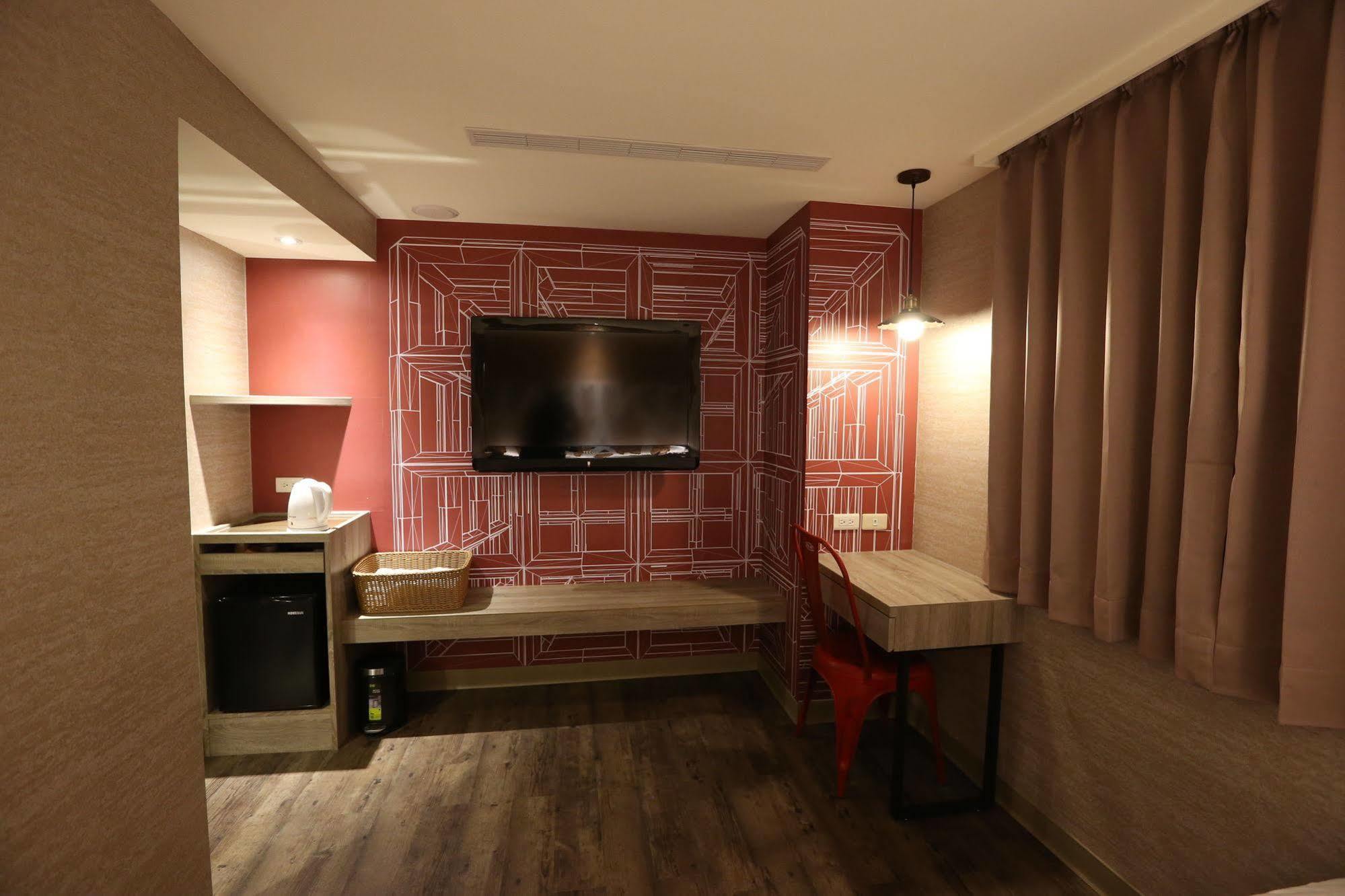 Central Hotel Таоюань Екстер'єр фото