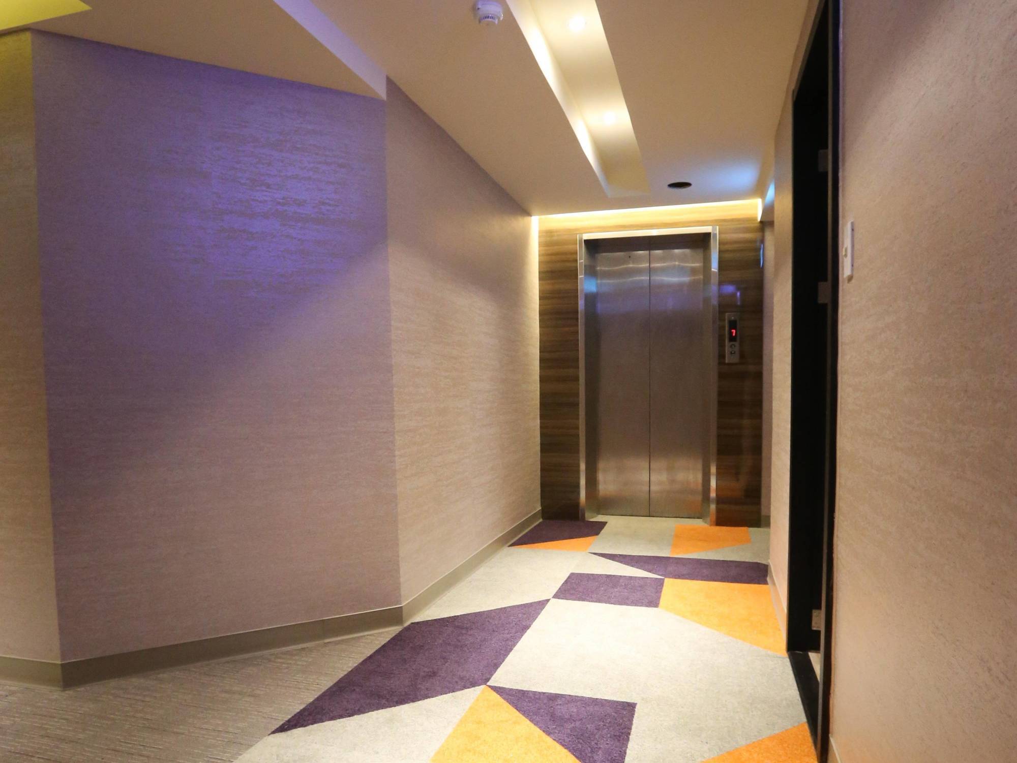 Central Hotel Таоюань Екстер'єр фото